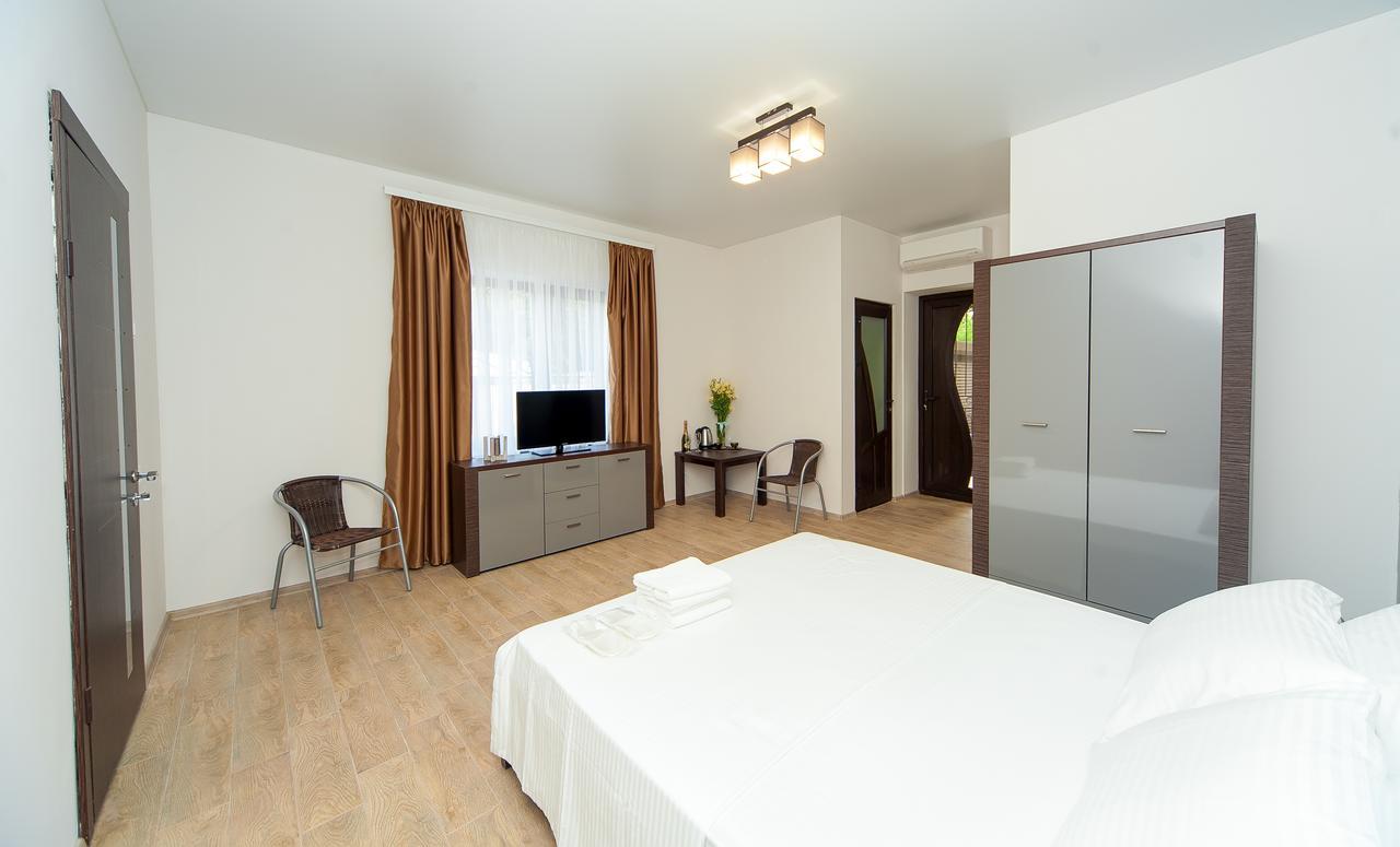 Hotel Fusion Odessa Extérieur photo