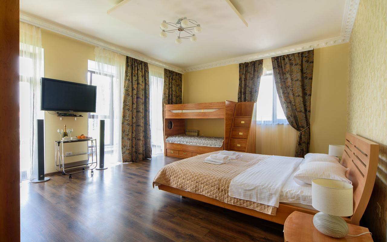 Hotel Fusion Odessa Extérieur photo